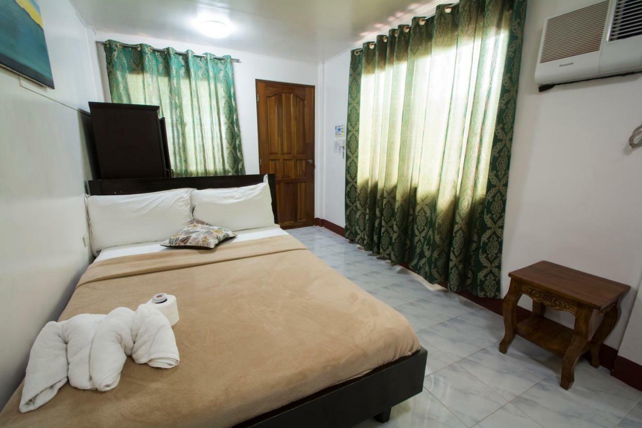 Deparis Beach Resort Balabag  Exterior foto