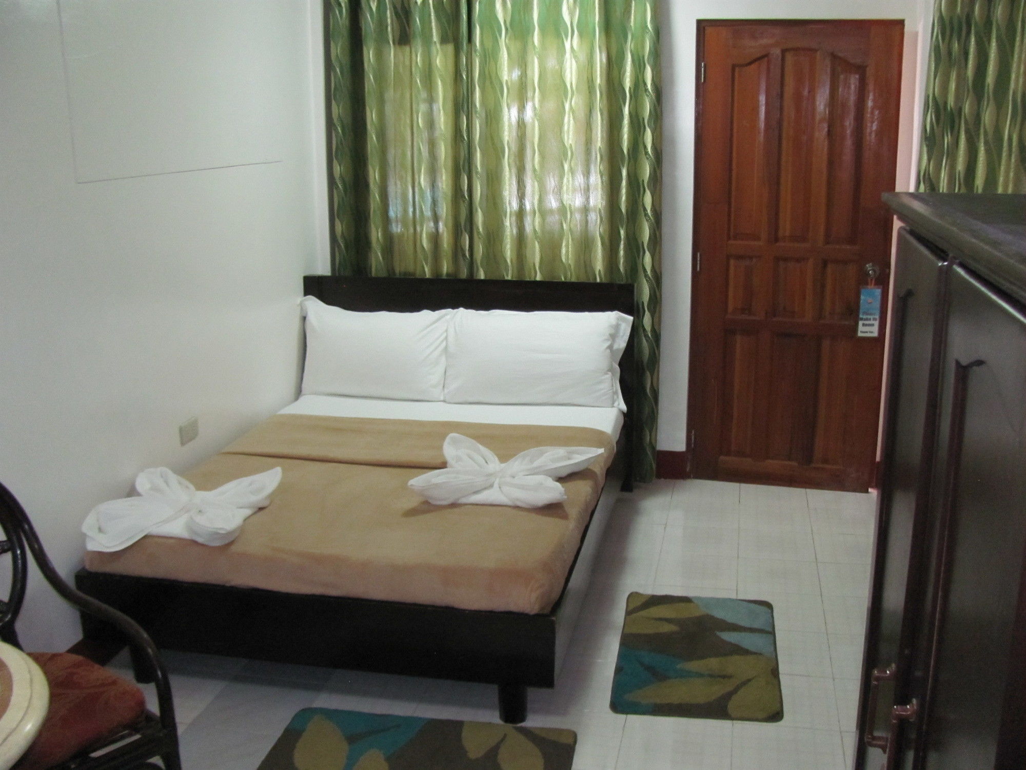 Deparis Beach Resort Balabag  Exterior foto